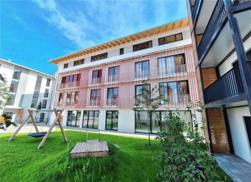 Das neue „Haus für Kinder“ in Harthausen soll im Januar 2025 in Betrieb gehen. Kinder in sechs Gruppen sollen in der neuen Bad Aiblinger Betreuungseinrichtung Platz finden.Foto Hadersbeck