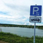 Das müssen Badegäste fürs Parken zahlen