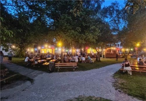 Der Bürger-Biergarten ist ein gemütlicher Treffpunkt. Foto mischi