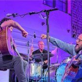 Ungewöhnte Töne begeistern in Schloss Amerang