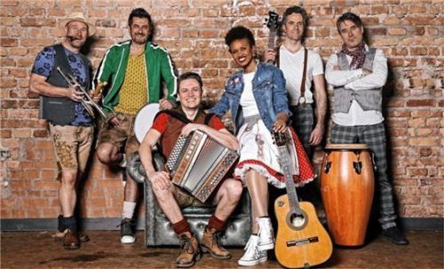 Die Cubaboarischen 2.0 kommen nach Mühldorf. Foto RE