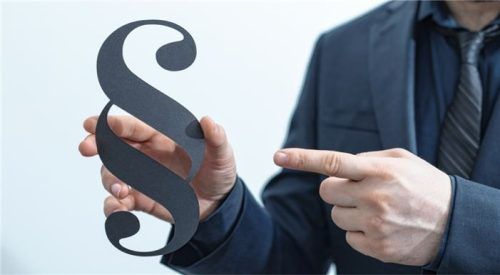 Die Kammern übernehmen viele Aufgaben des Berufsbildungsgesetzes. Sie fördern und überwachen die berufliche Ausbildung und nehmen Prüfungen ab. Foto Adobestock