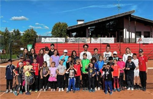 Die Kinder- und Jugendolympiade im Sommer macht zahlreichen Teilnehmern Freude.