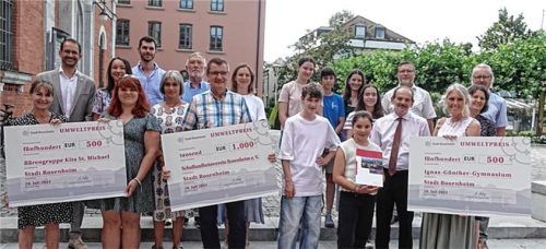 Die Stadt Rosenheim hat den Umweltpreis 2024 vergeben. Foto Wunsam