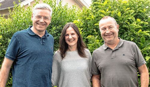 Drei Philharmoniker aus der Region: Gabriele Krötz stammt aus Prutting selbst, Albert Osterhammer (links) aus Bernau, Alois Schlemer (rechts) aus Frasdorf. Foto Thomae