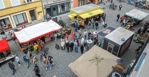Es gibt viel zu tun in Sachen Mobilität der Zukunft in Rosenheim. Unter anderem der neue Grüne Markt am Ludwigsplatz war Thema bei der Diskussionsveranstaltung im Ballhaus. Fotos aez