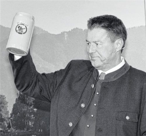 Ferdinand Steinacher, der langjährige Auerbräu-Geschäftsführer, ist verstorben. Foto  Schlecker