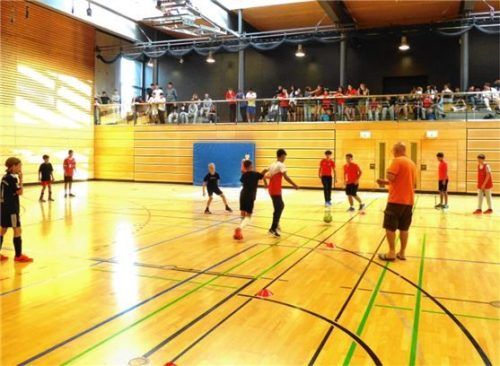 Fußballturnier der Pauline-Thoma-Mittelschule.Foto Riediger