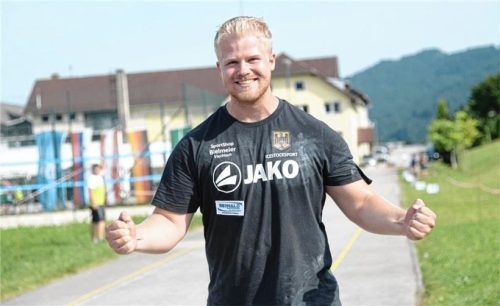 Grund zum Feiern: Alexander Anzinger hat sich vom fünften Vorrundenplatz noch den den Europacup-Titel gesichert. Foto Albert Kamhuber