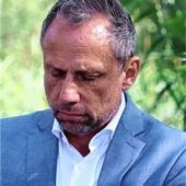 Der Umweltminister und die Mückenplage am Chiemsee