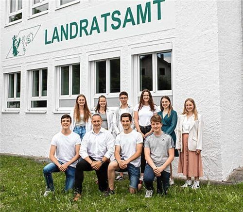 Jetzt einsteigen ins Team! Es sind Ausbildungsplätze frei. Foto lra mühldorf a. Inn