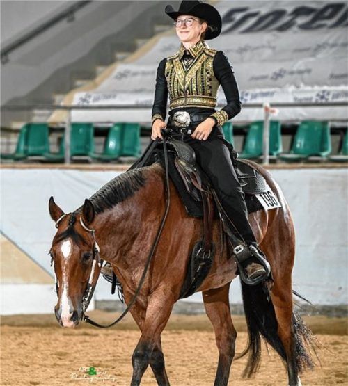 Larissa Weber holte mit ihrem Pferd Wanna Zip Good den Titel im Open Western Riding. Foto Privat