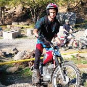 Artistik auf Motorrad-Oldtimern