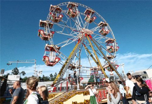 Nach elf Tagen Trubel ist es wieder vorbei: das 58. Waldkraiburger Volksfest. Fotos Stuffer