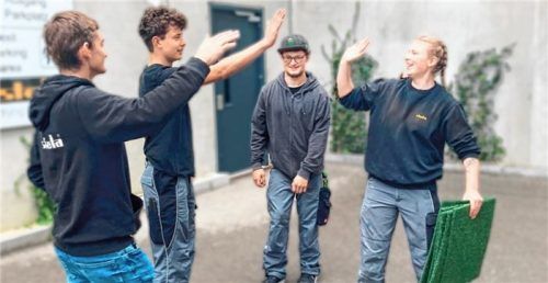 Nach erfolgreich abgeschlossenem Azubi-Training wächst das Selbstbewusstsein. Foto re