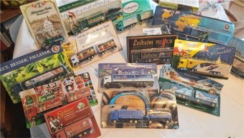 Originalverpackte Sammlerschätze: Die Sammlung enthält Lkw-Modelle großer und kleiner Brauereien, aber auch großer Marken und Spezialausgaben. Fotos: Privat