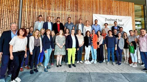 Regelmäßige Treffen sollen alle Beteiligten in der Berufsvorbereitung und -orientierung in der Region künftig noch enger vernetzen. Foto Landratsamt Rosenheim