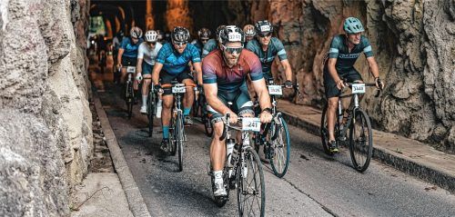 Tunnelblick: Die Passage durch den Tatzelwurm-Tunnel mit den vorangegangenen 18-Prozent-Rampen gehörte zu den härteren Stellen der 31. Rosenheimer Radrundfahrt. Foto SCAP/RSV