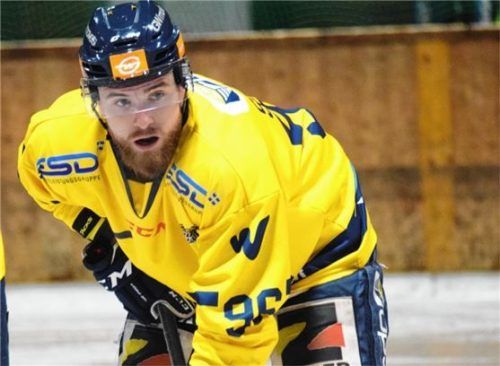 Verteidiger Philipp Seifert geht in seine zwölfte Saison mit dem EHC Waldkraiburg.Foto Paolo del Grosso