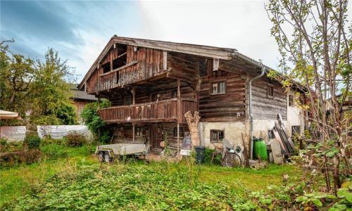 „Zeichen nach außen“ oder „Blick in die Glaskugel“: Wie viel Geld wird die Gemeinde in den nächsten Jahren ins Trogerhaus investieren? Darüber wurde im Gemeinderat nun diskutiert. Foto Kriechbaumer (Archiv)
