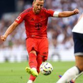 Erstes Titelchen für Kane & Bayern