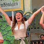 Eva-Maria Pichlmeyer neue Hopfenkönigin