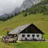 Halsalm – die urige Brotzeit-Hüttn