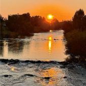 Flussbett versprüht Romantik