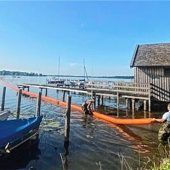 Ölsperren am Chiemsee nach Lkw-Unfall wieder entfernt