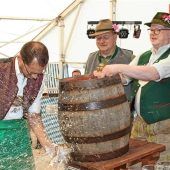 Spritziger Auftakt der Festtage zum 150. Jubiläum der Feuerwehr
