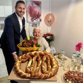 100 Jahre alt und ganz schön fit