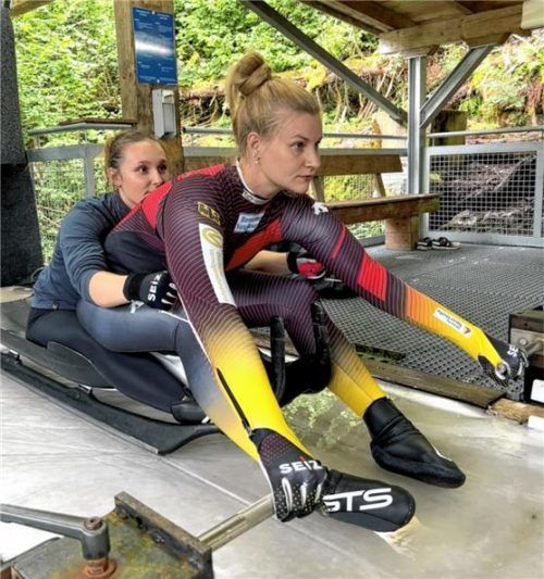 Damen-Team im Doppelsitzer: Dajana Eitberger und Magdalena Matschina starten im Winter gemeinsam. Foto Strim