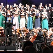 Im Opern-Musizierhimmel der Superlativen