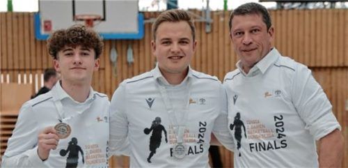 Das Wasserburger Trainerteam Alex Dresp, Luis Prantl und Christian Biebl (von links). Foto Stefan Pfuhl