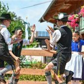 Große Gaudi beim Vagener Dorffest