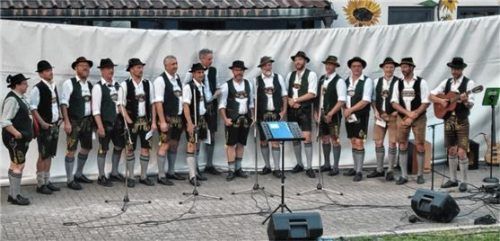 Die Ostermünchner Sänger ließen ihre kräftigen Stimmen erklingen.Foto Stache