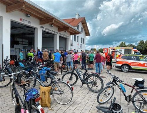 Die schnelle Rettung per Sanka oder First Responder stand bei der BRK-Bereitschaft Bruckmühl im Mittelpunkt.