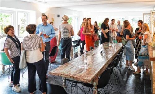 Die Vernissage begeisterte rund 70 geladene Gäste. Fotos  Jahnke