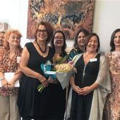 Abschlussklasse von Gabriele Musebrink erhält Diplom