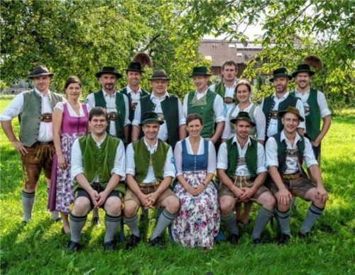 Feierten mit Stolz „ihren“ Verein: die Gründungsmitglieder der Wiechser Burschen. Fotos Kriechbaumer