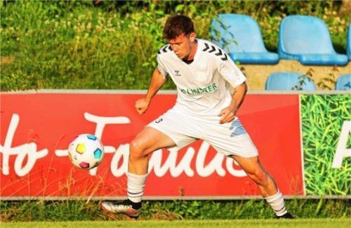 Manuel Kraus traf für Aschau/Inn im Derby.Foto mb.presse