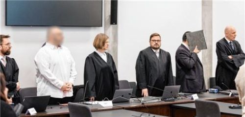 Nach dem Urteil im Mordprozess um die verschwundene Alexandra R. gehen die Angeklagten nun in Revision. Foto Daniel Karmann (dpa)