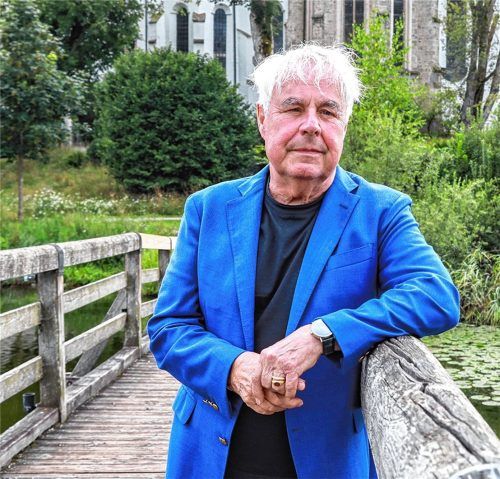 Nicht nur bei der aktuellen Sommer-Kulturwoche im Kloster Seeon versteht sich der Theaterkritiker, Musikliebhaber und Literaturenthusiast C. Bernd Sucher als Brückenbauer zwischen den Kulturen.Foto effner