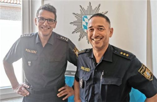 Polizeidirektor und Leiter der Inspektion, Volker Klarner (rechts), und sein Stellvertreter, Erster Polizeihauptkommissar Robert Maurer (links).Foto Polizeiinspektion Rosenheim