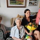 Mit Liebe zum Butterkuchen ins 103. Lebensjahr