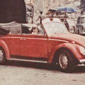 Ausflug im roten Flitzer