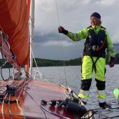 Abenteurer im Segelboot