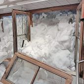 Lawine im Küchenfenster