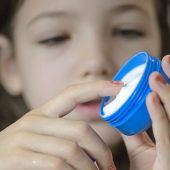 Riskanter Kosmetik-Trend bei Kindern