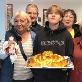 Ukrainer backen traditionelles Korowai